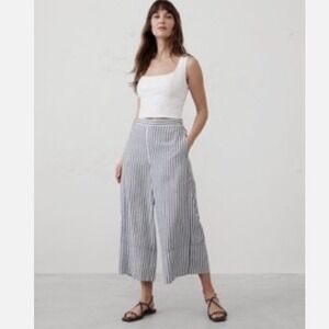 Banana Republic Wide Leg Cropped Pants Striped Blue White Medium New With Tags